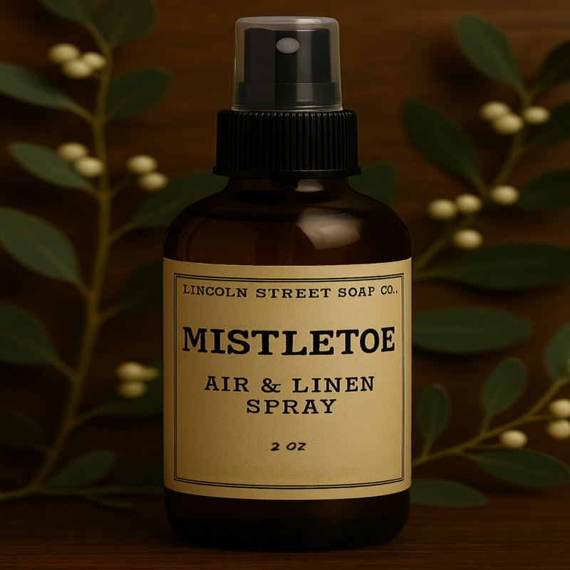 Mistletoe Linen & Room Spray – Bright Citrus & Warm Spice | Cozy Holiday Aromatherapy Mist