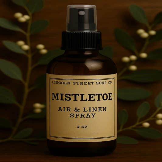 Mistletoe Linen & Room Spray – Bright Citrus & Warm Spice | Cozy Holiday Aromatherapy Mist